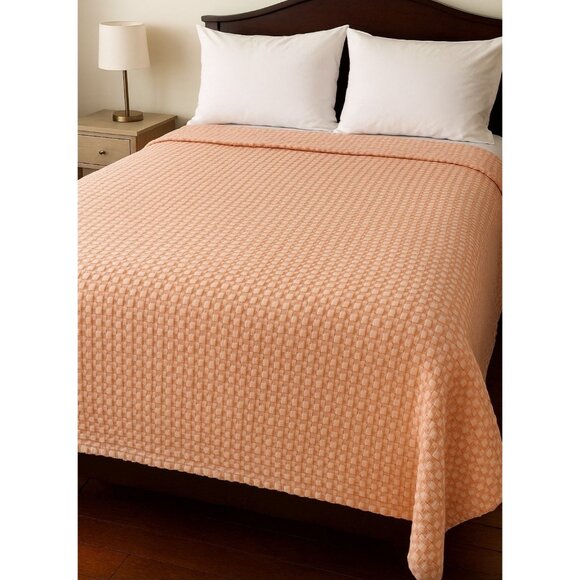 Bedsure Peach Waffle Knit Bamboo Cotton Cooling Queen Blanket Lightweight 90 In - Picture 1 of 6